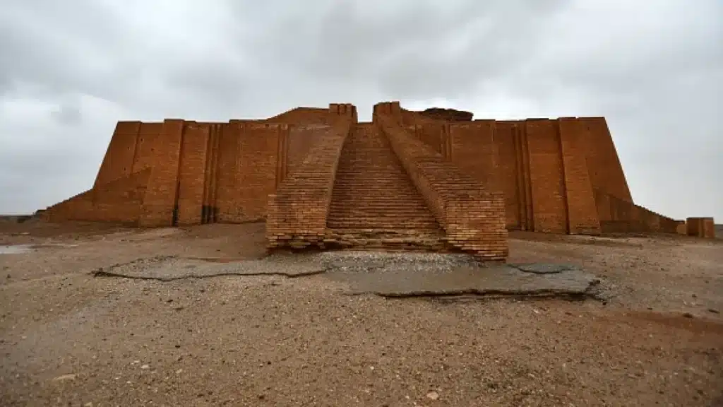 زقورة أور